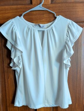 SO Cream Ruffle Sleeve Keyhole Blouse